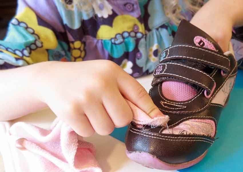 polishin-shoes