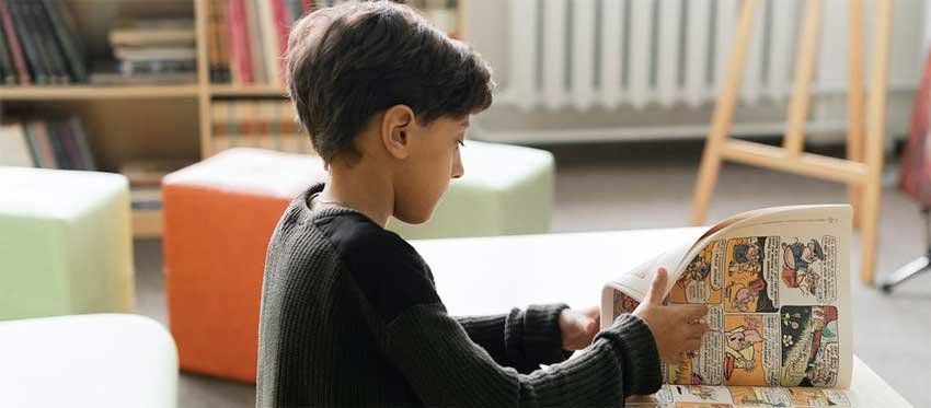 turning-pages-of-a-book