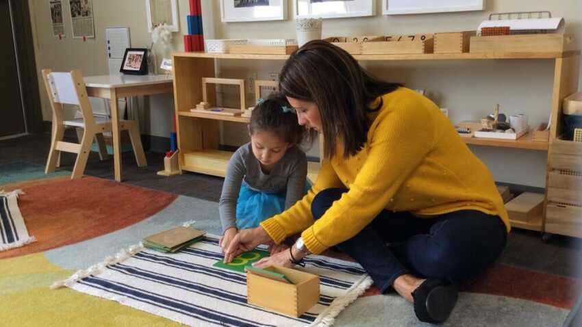montessori teacher 1691732543
